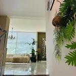 Villa Vista *